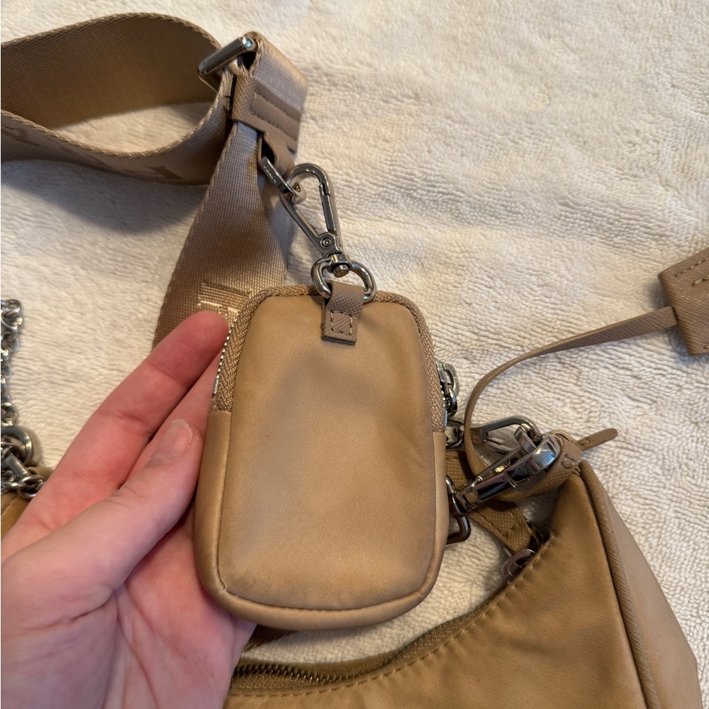 Prada Re Edition 2005 - Picture 8 of 11